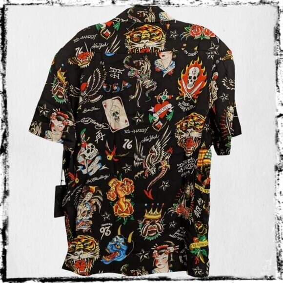 New ED HARDY AOP Black Flashboard Camp Button Up Shirt Skull Lion Tattoo Men M - Picture 3 of 9